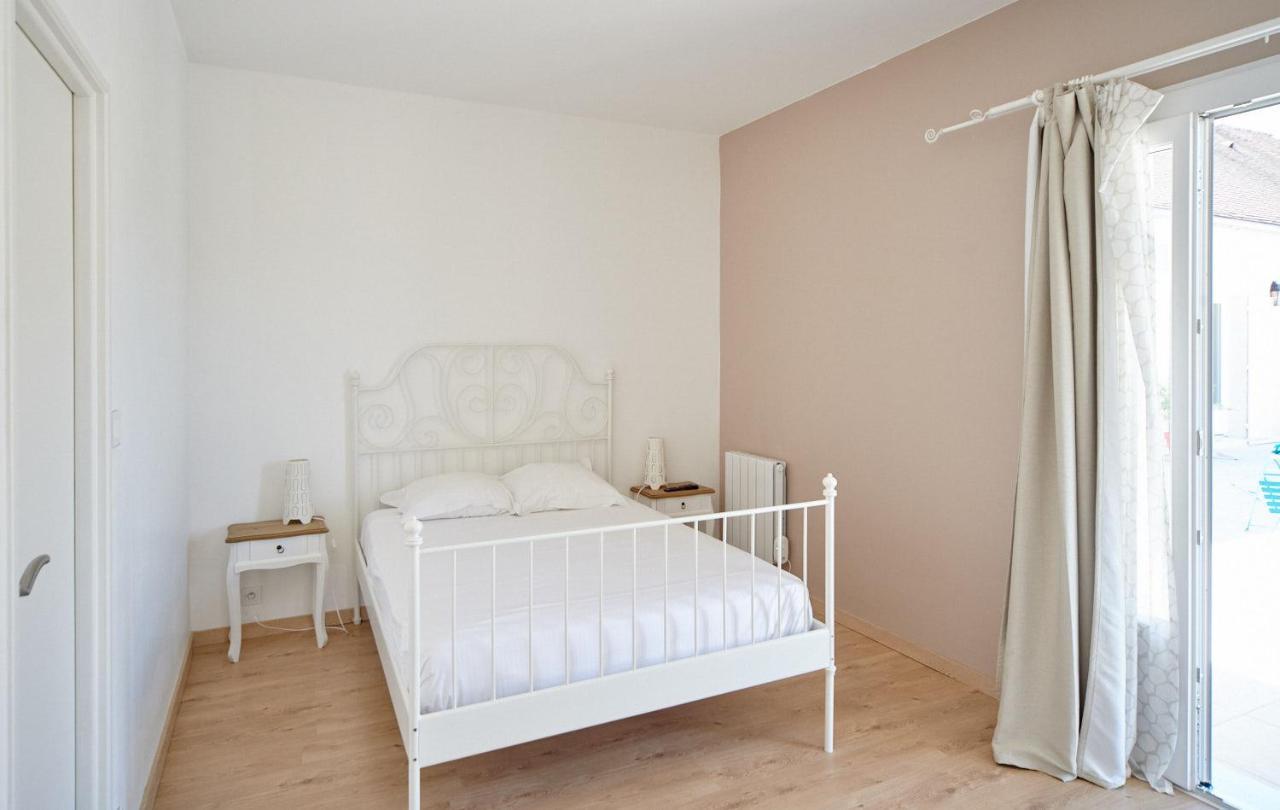 Le Carre Saint Pierre - Chambres D'Hotes Marey-les-Fussey Екстериор снимка